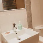 Casa Da Madalena Backpackers אכסניה