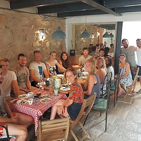 Casa Da Madalena Backpackers אכסניה פארו