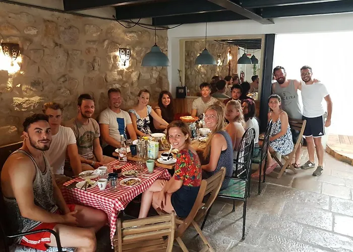 Hostel Casa Da Madalena Backpackers *